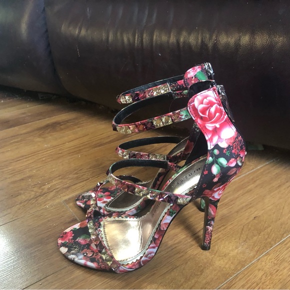 Chinese Laundry Rhinestone Floral Heels - Picture 2 of 8